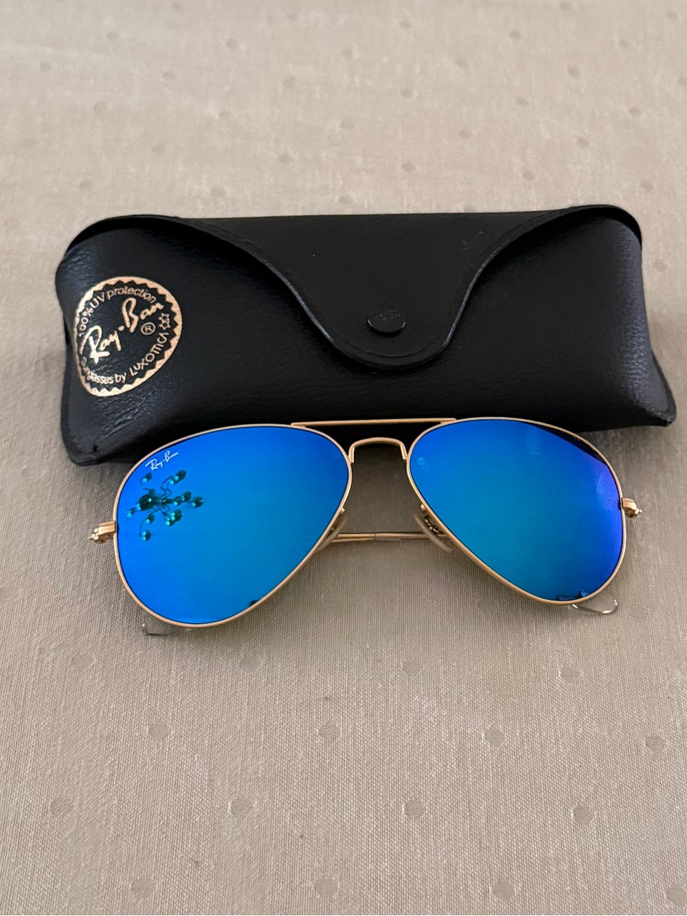 Ray-Ban Aviator Blue Mirror Sunglasses Gold Tone Frame w/ Case
